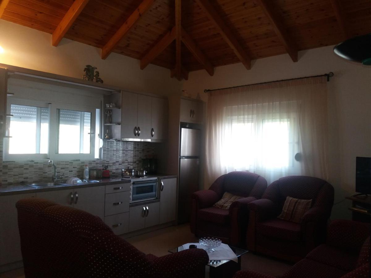 Helen Apartments Lukovë エクステリア 写真