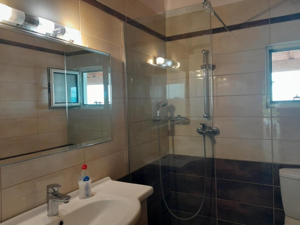 Helen Apartments Lukovë エクステリア 写真